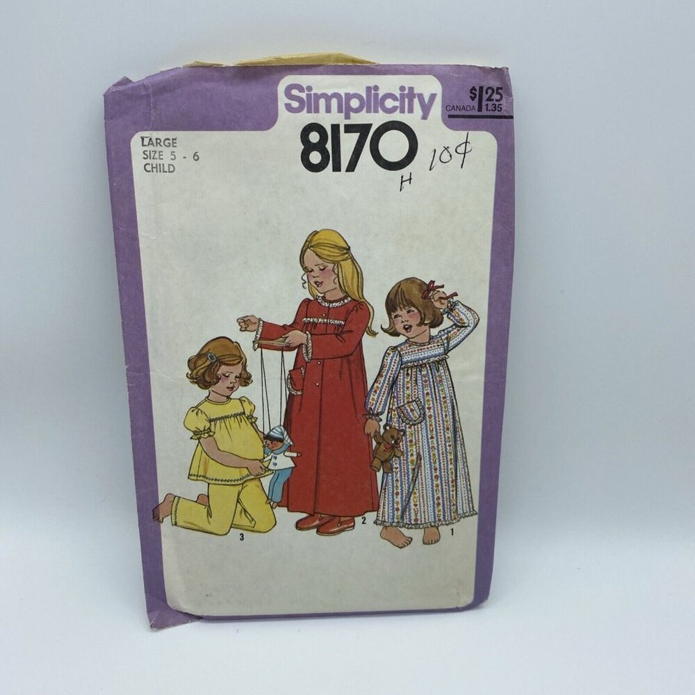 Simplicity 8170 Child Girl's Nightgown Pajamas Robe Size5 6 Vintage Cut 1977